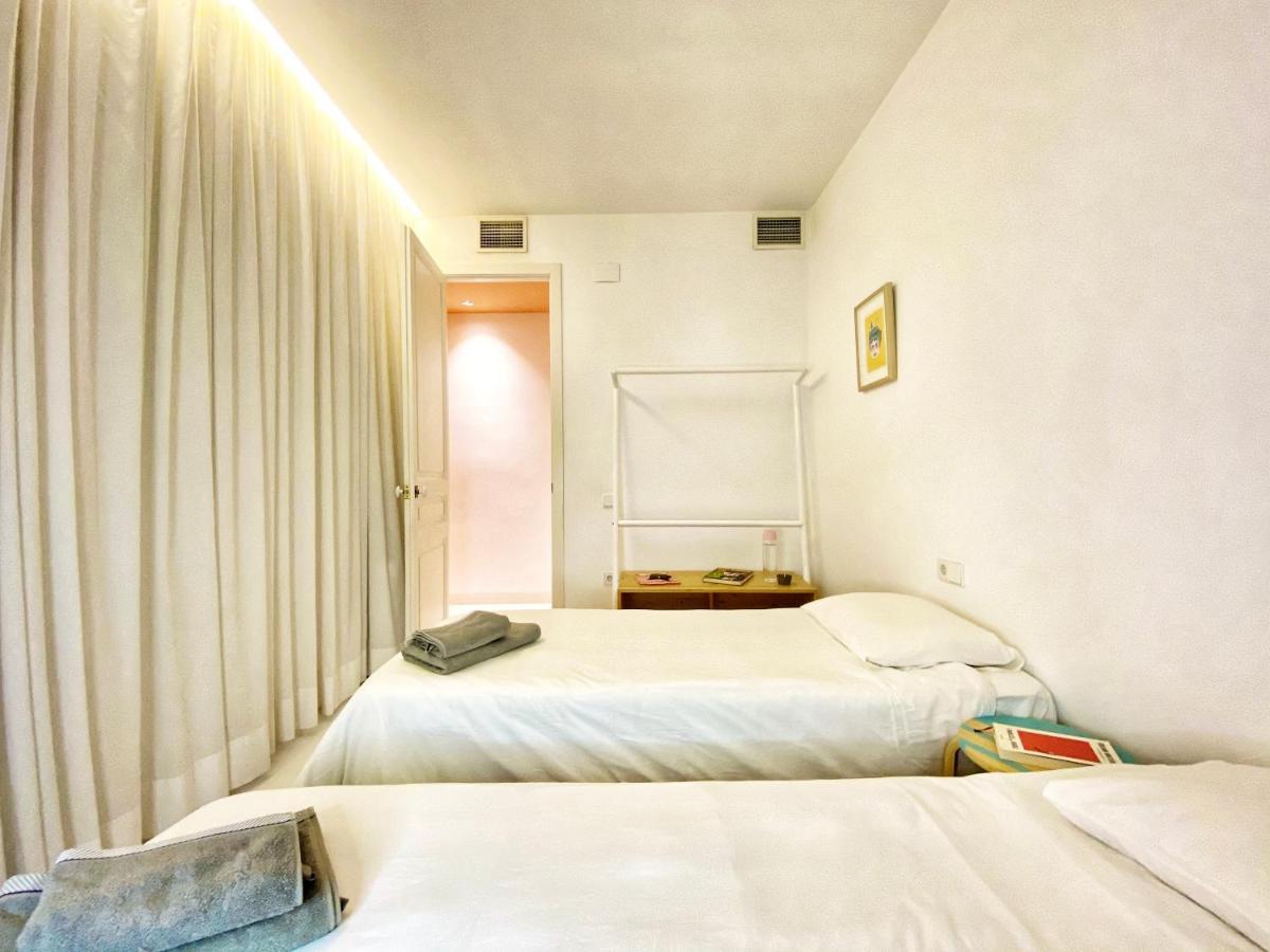Tyche Apartment Барселона Екстер'єр фото